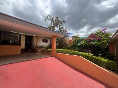 VENTA DE CASA DE 1 NIVEL -  RESIDENCIAL EL PRADO, CURRIDABAT