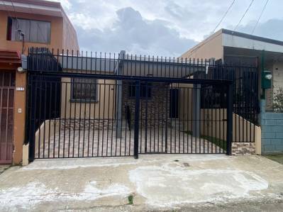HOUSE FOR RENT – GUAYABOS DE CURRIDABAT
