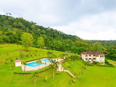 OSA Golf - ¡Penthouse de 2 habitaciones y 2 baños! Incluye membresía de golf.