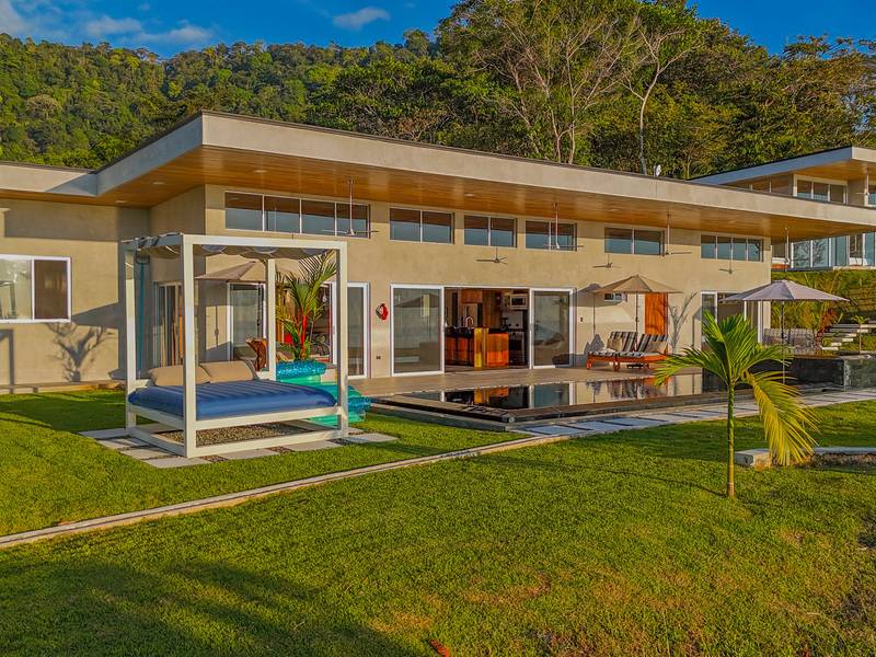 House in Quepos, Quepos for Sale. ID 684978. Photo 1