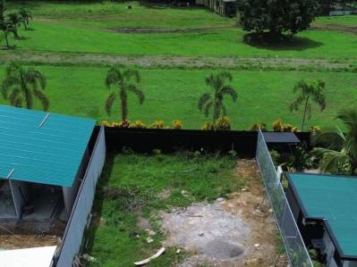 Titled lot ready to build in a peacuful residencial area