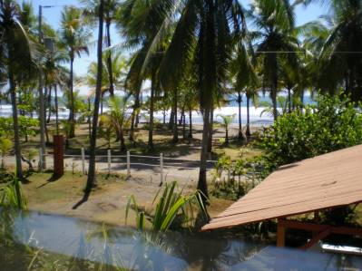 Casa Frente a la Playa en Esterillos Oeste