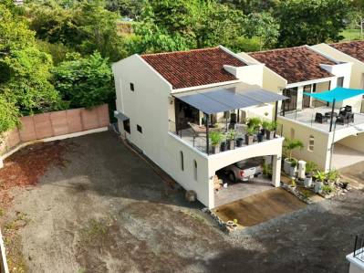 Su paraíso tropical lo espera: Villa en comunidad privada, CASA GABY...