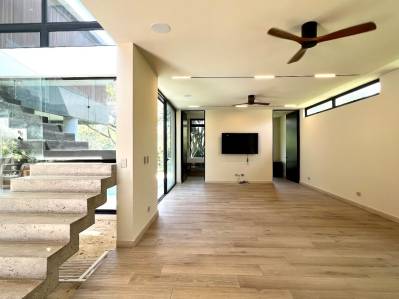 For Sale - Modern house in Los Reyes