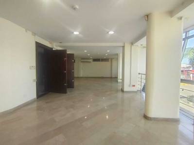 edificio en alquiler