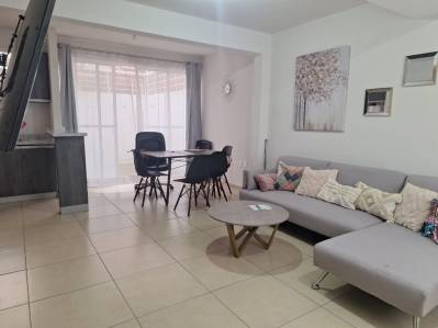 casa-en-condominio en renta