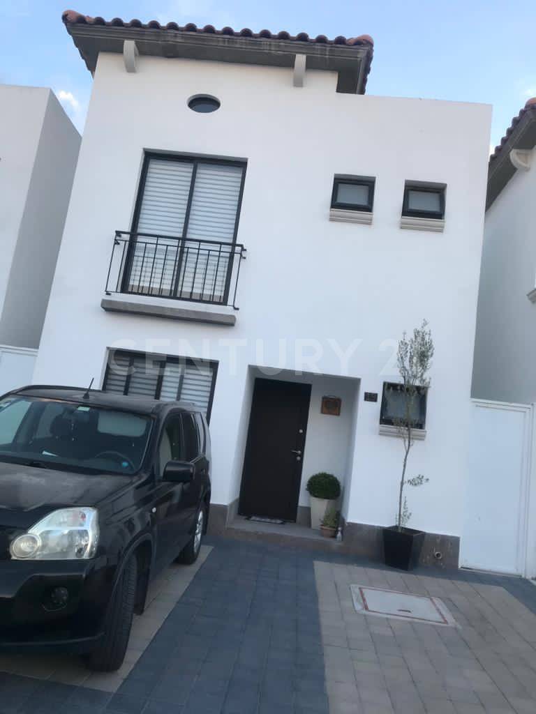 Descubrir 40+ imagen casas en san isidro juriquilla queretaro Abzlocal.mx