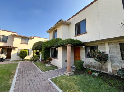 casa-en-condominio en venta