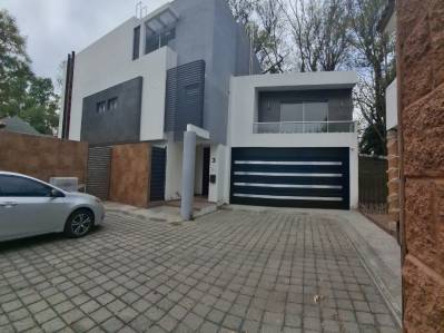 casa-en-condominio en venta