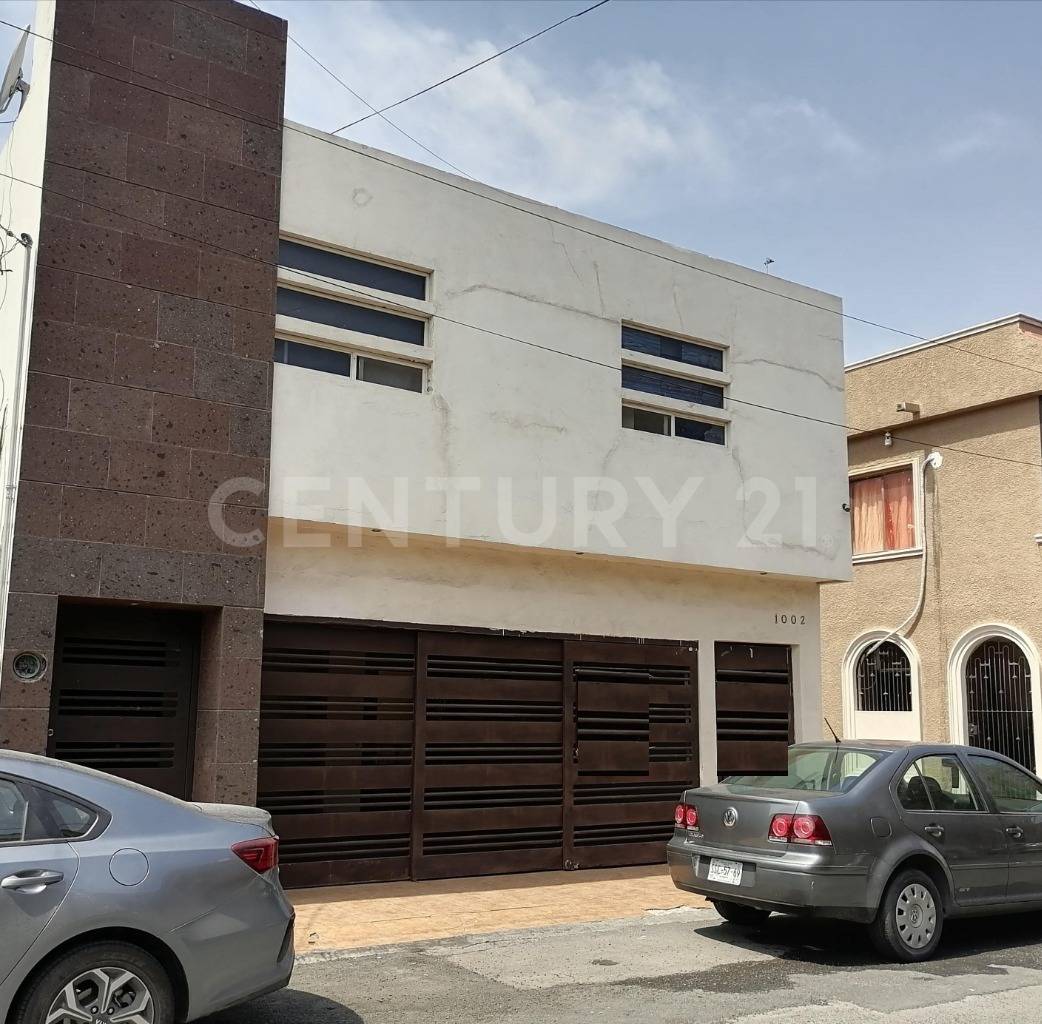 Residential For Sale, Single Family Home Los Nogales, San Nicolás De