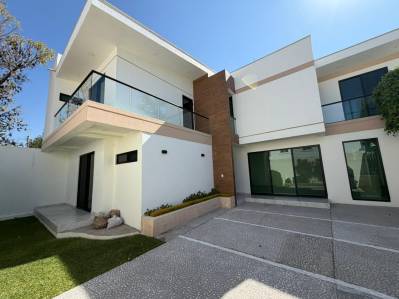 casa-duplex en renta