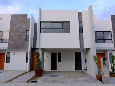 casa-en-condominio en venta