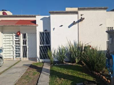 casa-en-condominio en renta