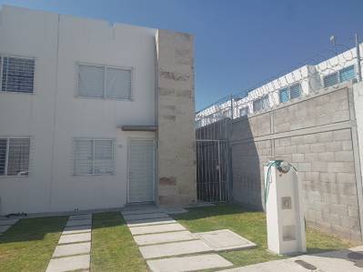casa-en-condominio en venta