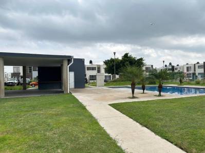 casa-en-condominio en venta
