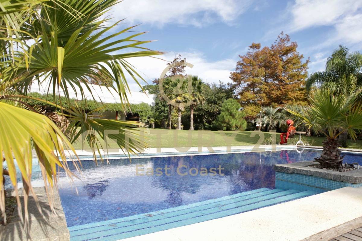 Residential For Sale, Single Family Home Punta del EsteMaldonado 20100